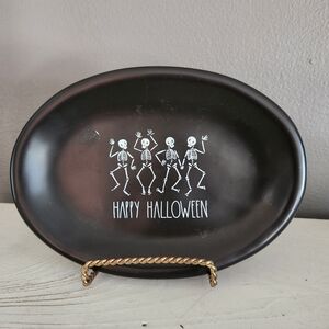 Black Rae Dunn Happy Halloween plate